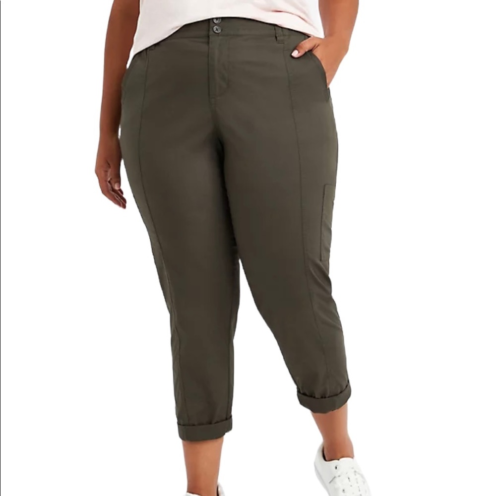 torrid Olive Green Stretch Poplin Crop Pant 30